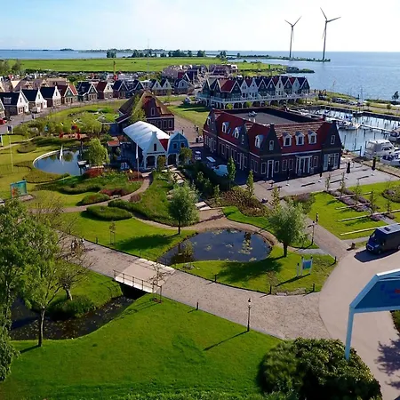 Spacious Near Amsterdam