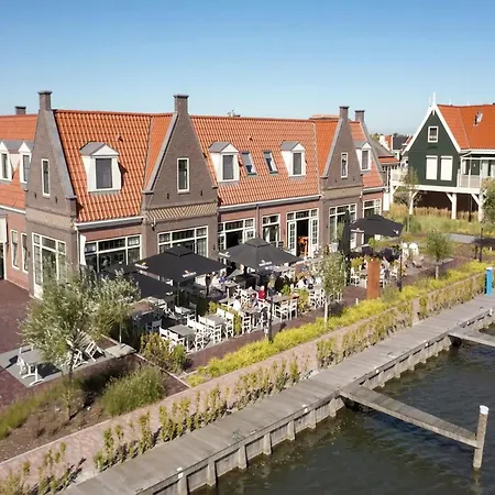 Spacious Near Amsterdam Apartment *