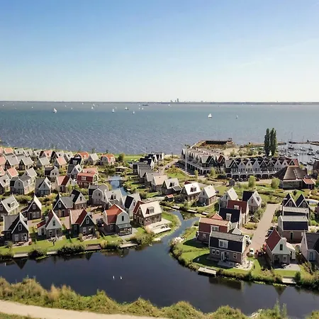 Apartment Spacious Near Amsterdam